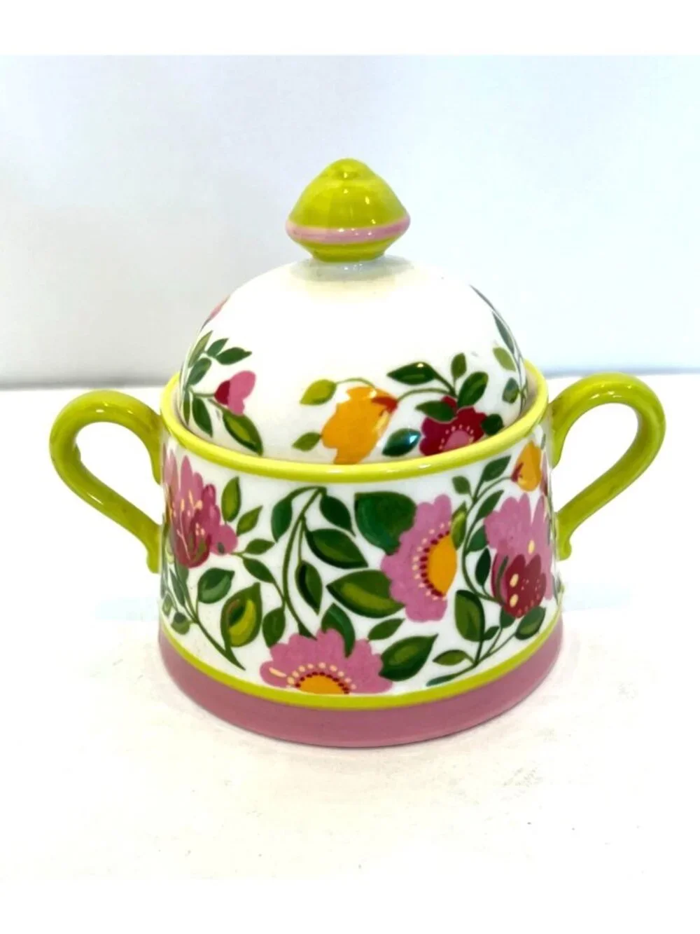 Kim Parker Home, Spode enhance your